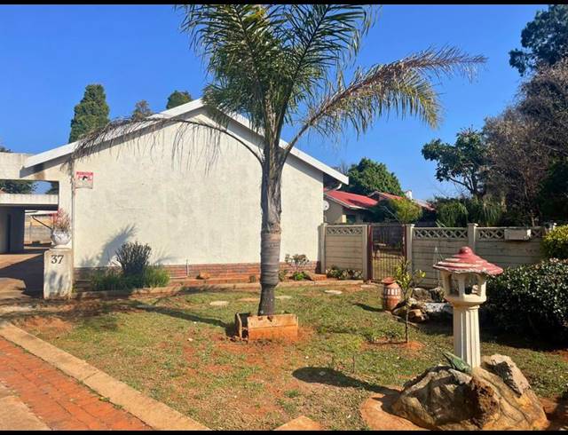 3 BEDROOM HOUSE FOR SALE IN BIRCH ACRES